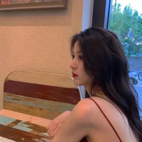 阳光马达棒球场！